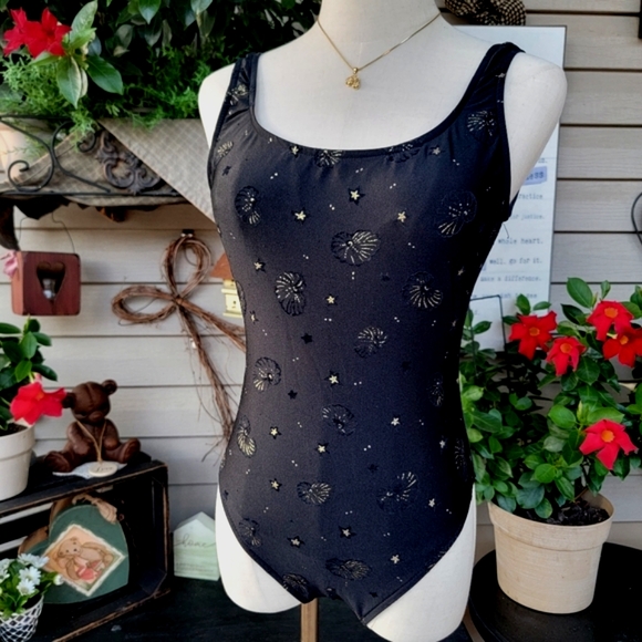 BENDIGO ♡ Gorgeous Vintage 1pc Black 'n Gold Beach Shells Bralette Swimsuit 7 - Picture 11 of 17